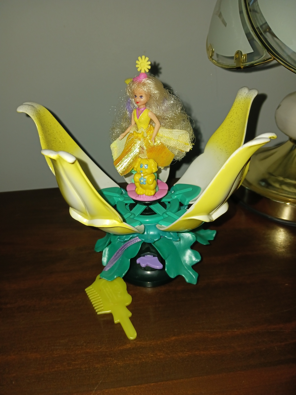 Vintage 1993 Princess of the Flowers Fairy Flower Playset Toy Yes Entertainment